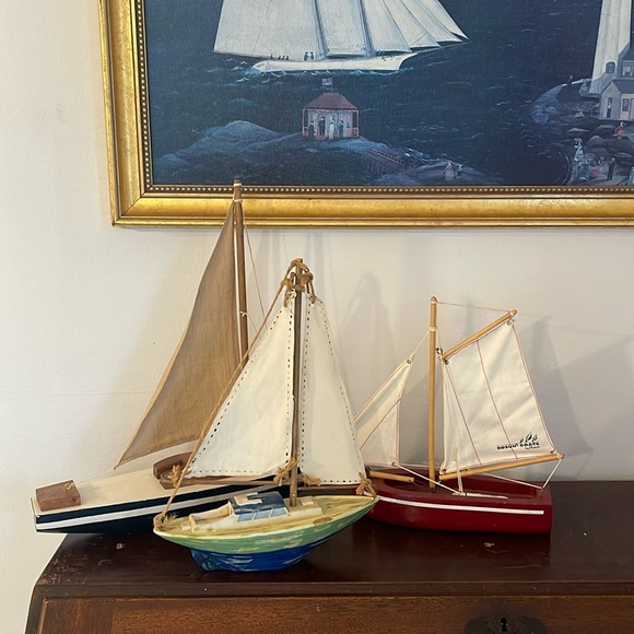 Large Sailboat Collection - 9 total - Picture 3 of 8